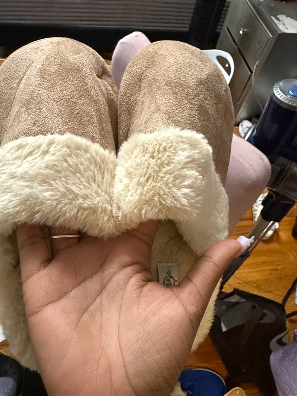 Cozy Women's Tan Faux-Suede Slippers with Cream Faux-Fur Lining
